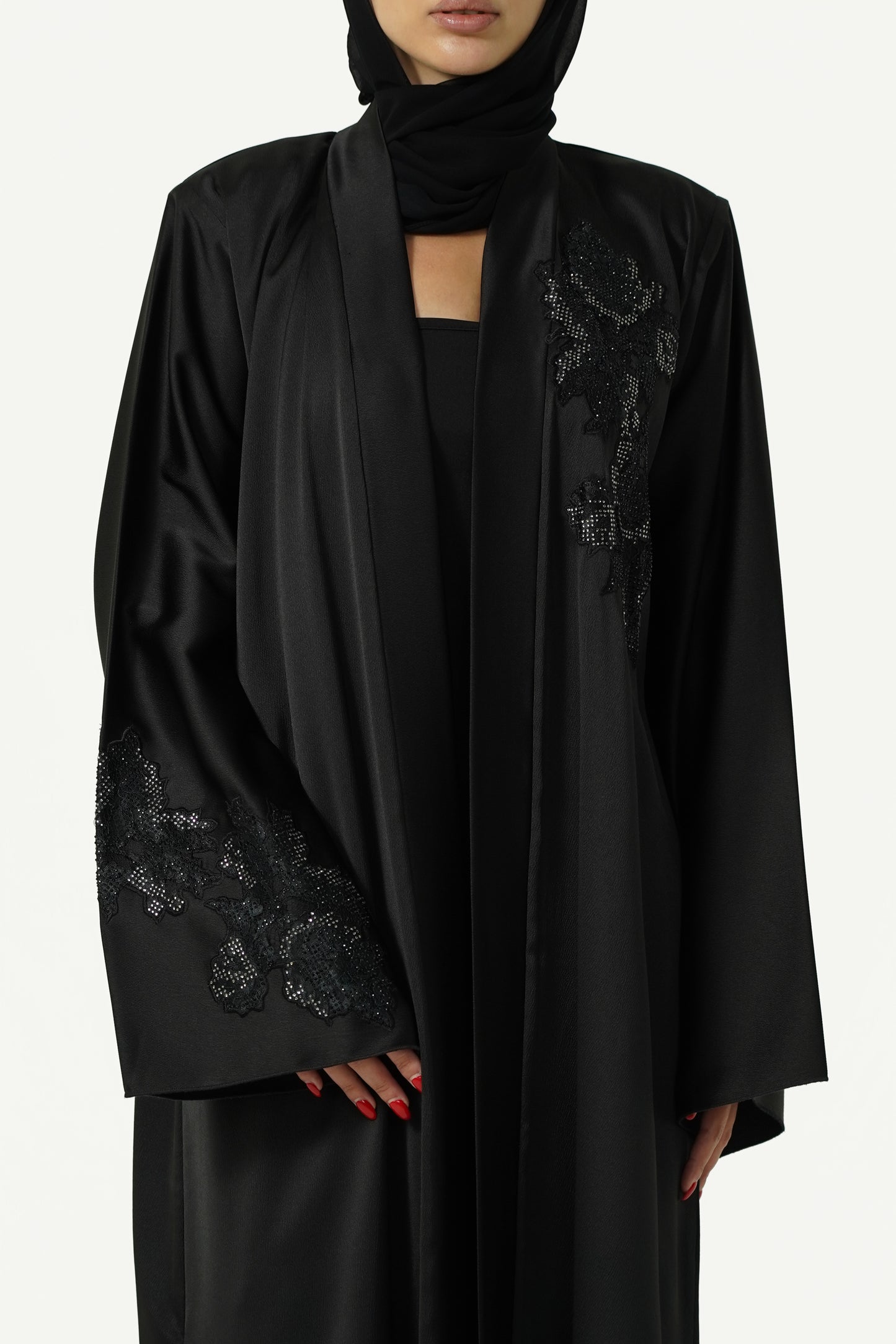 Atheer in black